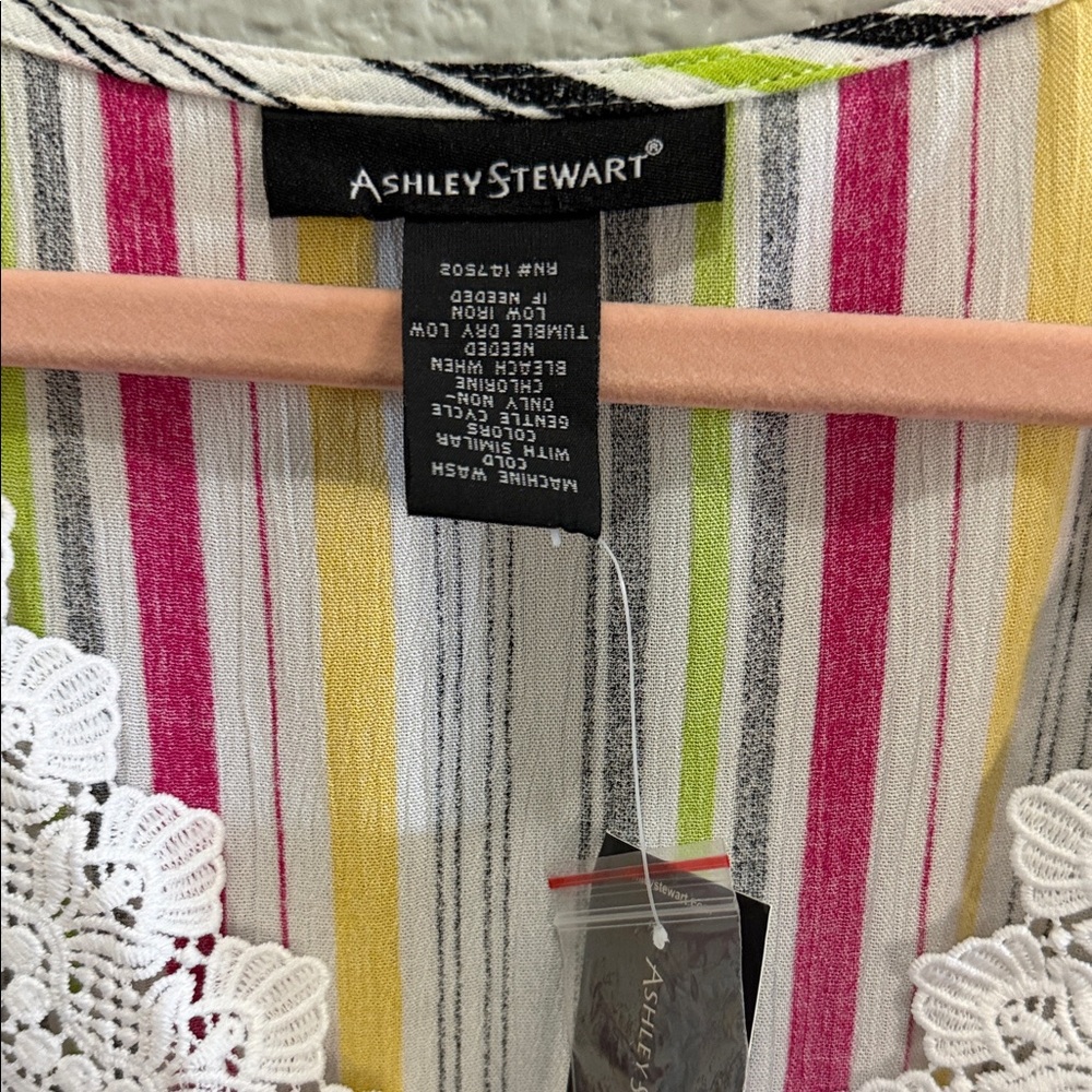 Ashley Stewart Multicolor Striped V-Neck Lace-Trim Blouse size 14/16 - Picture 2 of 7